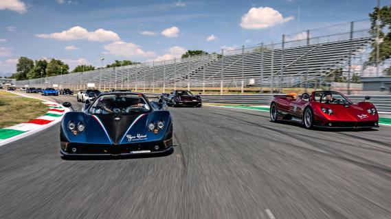 Pagani Zonda en Huayra op Circuit Monza