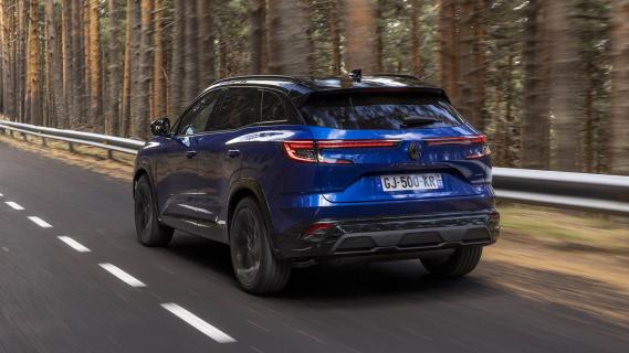 Renault Austral: 1e rij-indruk 2022 3/4 achter rijdend