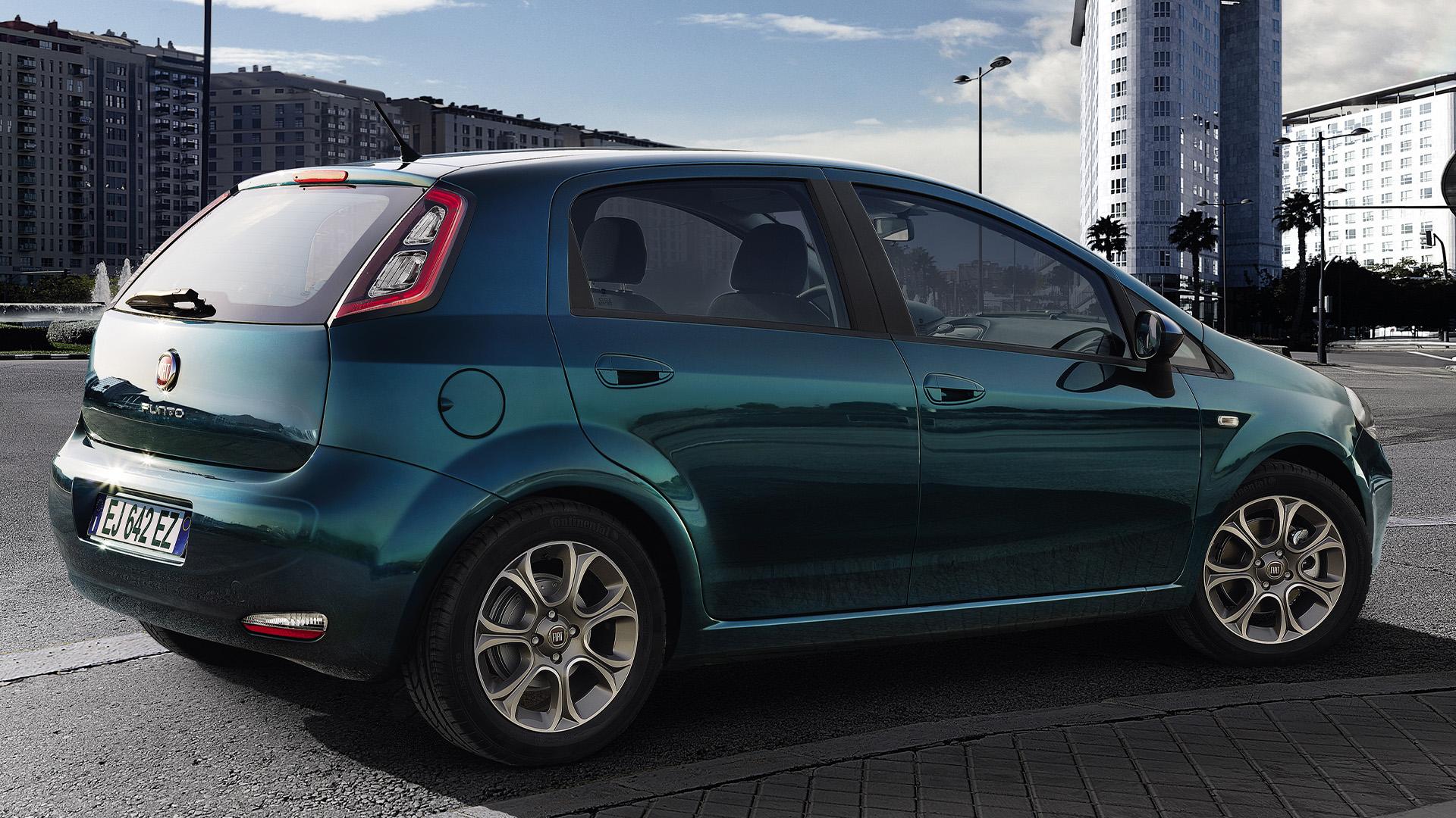 Fiat Punto groen (2018) vijfdeurs zijkant rechts groen
