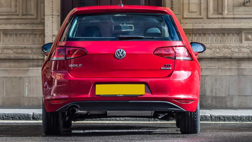 Vaarwel, diesel: er rijden nu al bijna meer elektrische auto’s in Nederland dan dieselauto’s